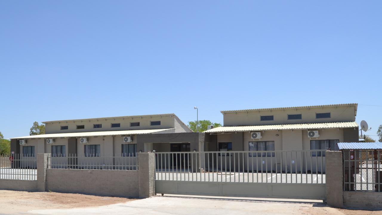 Phudzi Hotel Letlhakane Εξωτερικό φωτογραφία